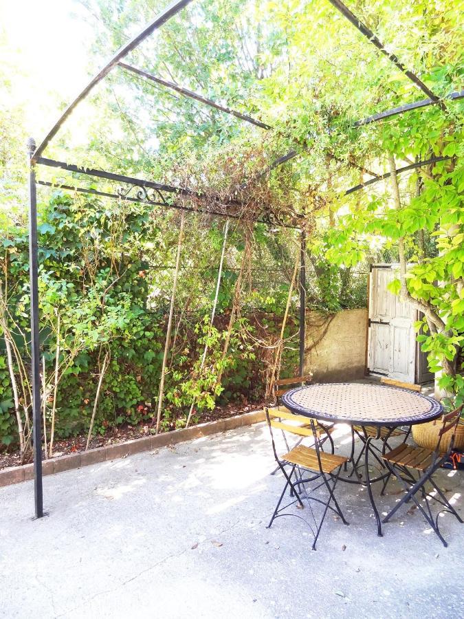 Villa Pont De L'Arc A Aix Avec Piscine Au Calme 92 M2 Αιξ-αν-Προβάνς Εξωτερικό φωτογραφία